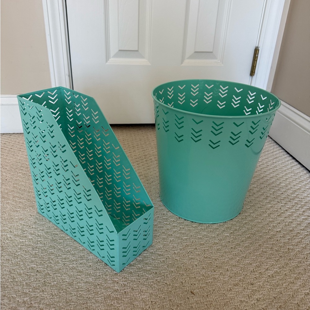 Trash Can/Folder Set (Target)